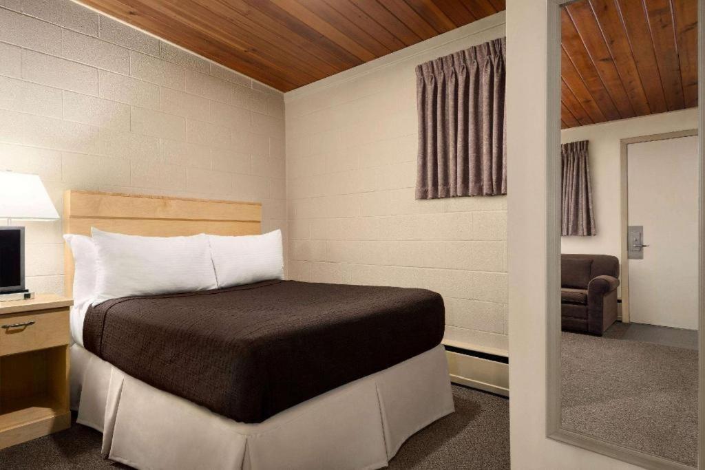 Thriftlodge Moose Jaw Eksteriør billede
