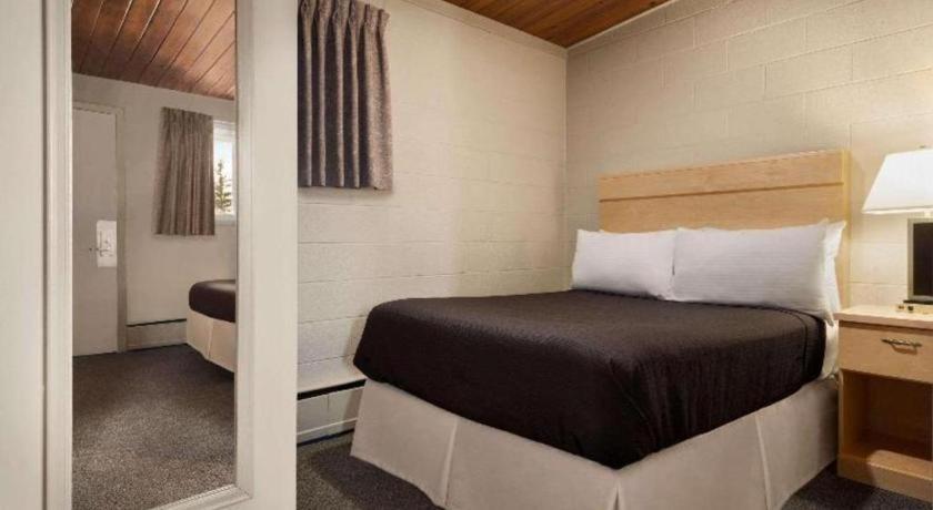 Thriftlodge Moose Jaw Eksteriør billede